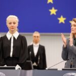 Navalnaya a Strasburgo commuove e indigna il Parlamento europeo