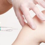 Hpv, condilomi in calo in Italia grazie a vaccino: dimezzati nei 15-24enni