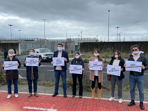 Migranti, Radicali Italiani manifestano a Roma: chiudere i Cpr