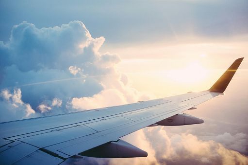 Report Travel Smart: Italia maglia nera emissioni voli aziendali