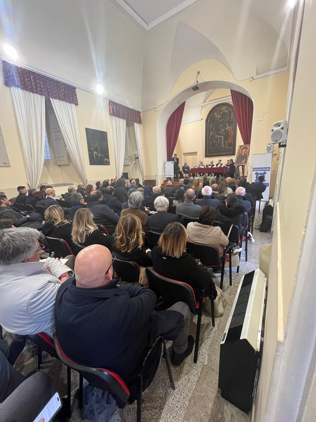 Presentata ad Aversa la monografia di Giuseppe Dongiacomo
