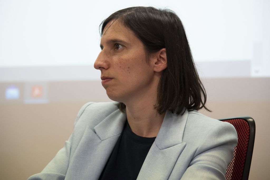 Avanza candidatura Schlein, ma discussione aperta su modalità