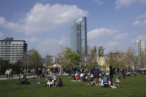 Milano, installati 300 sensori per monitorare gli alberi della Bam