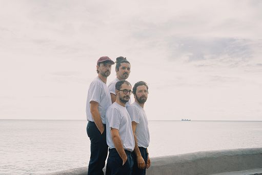 Gli Ex-Otago tornano dopo cinque anni con l’album Auguri