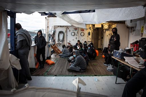 Migranti, archiviate le accuse per le navi delle Ong: accuse infondate
