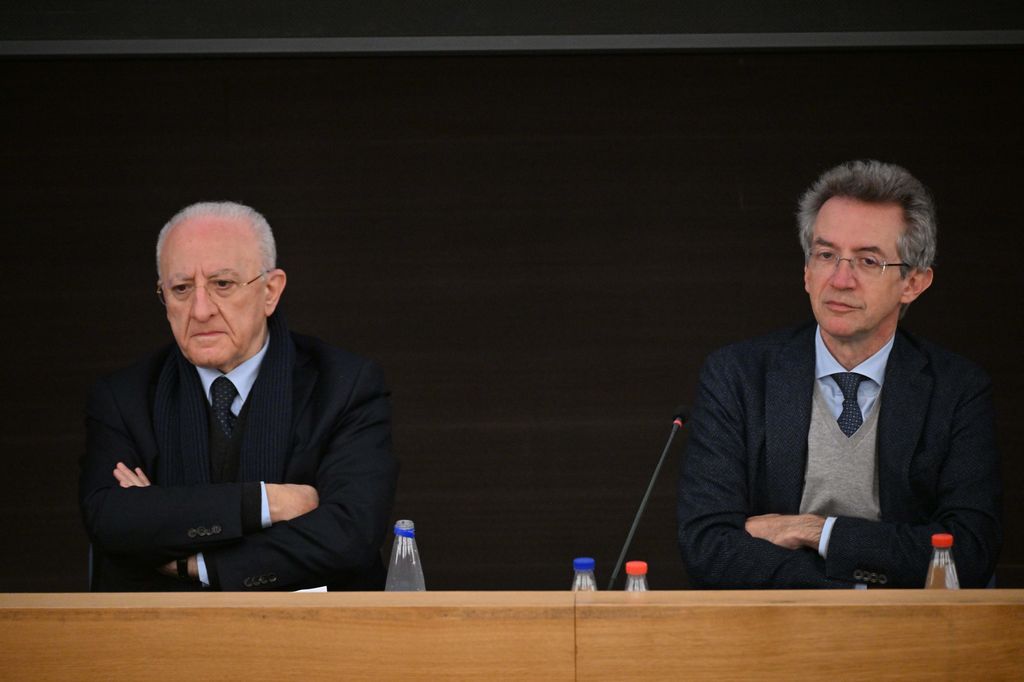 Napoli: al via “Repubblica delle idee” con De Luca e Manfredi