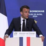Macron: l’Europa è accerchiata, potrebbe morire. E rilancia la difesa comune Ue
