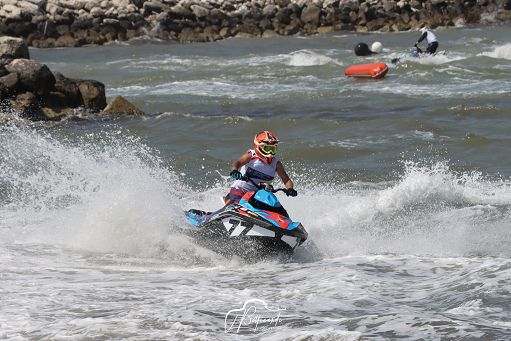 A Napoli la prima tappa del campionato moto d’acqua