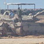 L’esercito israeliano: abbiamo preso il controllo del versante palestinese del valico di Rafah