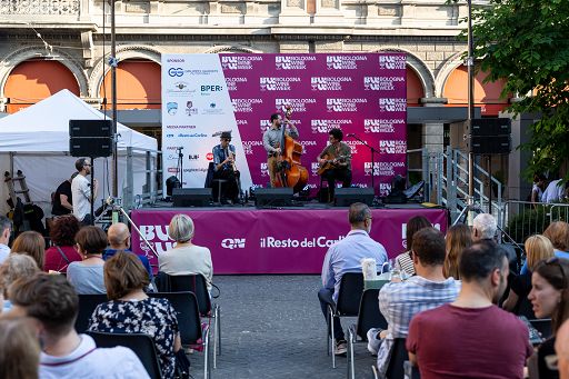 Vino, dal 15 al 19 maggio c’è la “Bologna Wine Week” con 25 Cantine