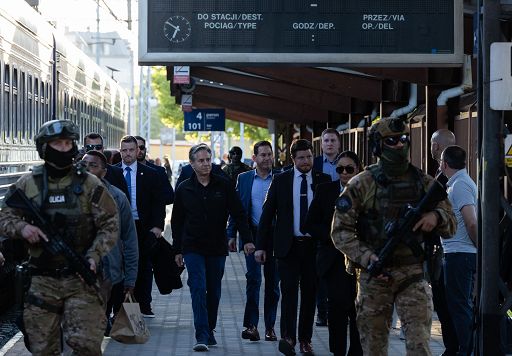 Il segretario di Stato Usa Blinken a Kiev: il nostro sostegno all’Ucraina è incrollabile