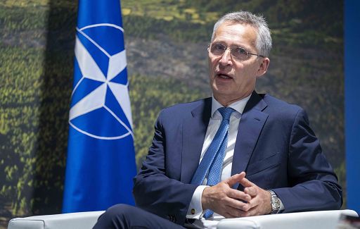 Stoltenberg: l’Ucraina può vincere ma serve l’aiuto della Nato