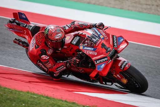 MotoGP, Bagnaia vince la Sprint al Mugello. Cade Martin
