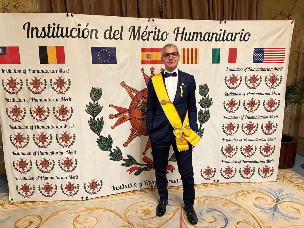 Gran Croce al Merito Umanitario spagnola a Michele Rea