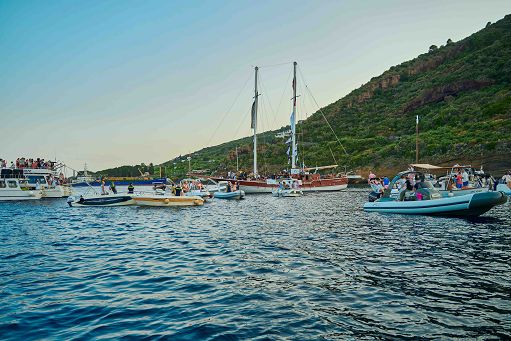 Musica tra mare e vulcani, torna l’Eolie Music Fest