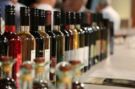 Vino, Mediobanca: in Italia vendite 2024 stimate a +2,6% dopo 2023 piatto