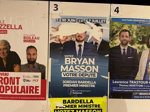 La Francia corre a votare, affluenza record a legislative odierne