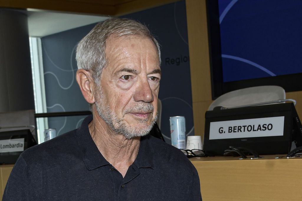Bertolaso: “razza italica” rischia di scomparire. Scoppia polemica