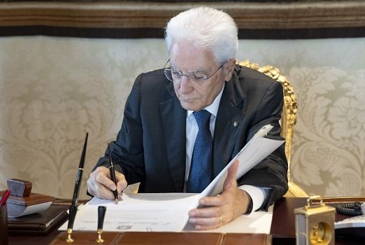 Mattarella: porre limiti a decisioni della maggioranza è condizione minima di democrazia