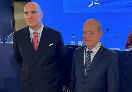 Farmindustria: Marcello Cattani confermato alla presidenza