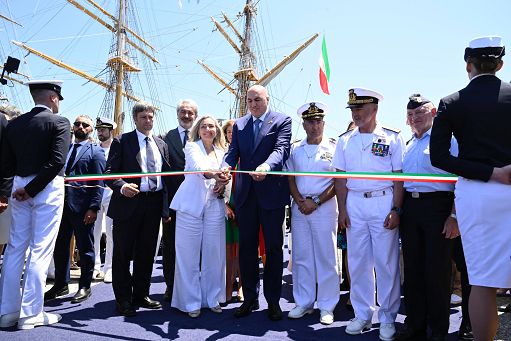 Tour mondiale Vespucci, Crosetto inaugura Villaggio Italia a Los Angeles