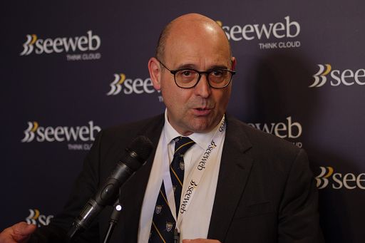 IA, Seeweb e Dhh lanciano AI Accelerator con i chip del futuro