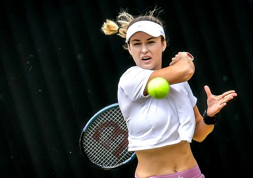 Wimbledon, Kalinskaya out per infortunio con Sinner in tribuna