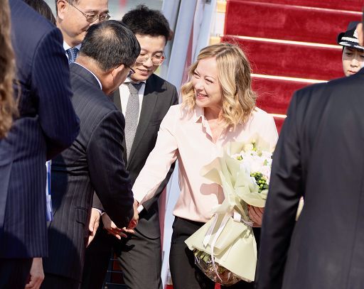 Meloni è a Pechino. Domenica vede il premier Li Qiang