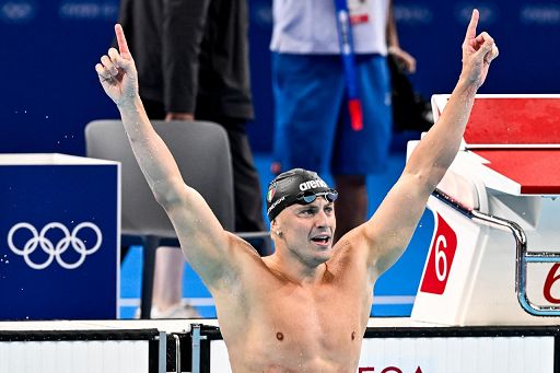 Parigi 2024, dal nuoto il primo oro azzurro: super Martinenghi