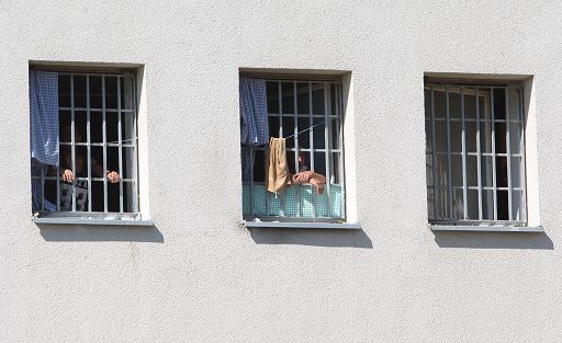 Carceri, avvocati romani a Mattarella: subito liberazione anticipata