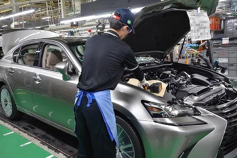 Toyota: ricavi I trim +12% a 11,8 trilioni yen, margine 11,1%