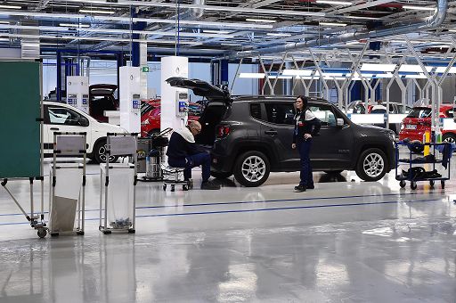 Confindustria: 69,8% imprese ha difficoltà a reperire personale