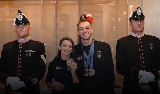 Parigi 2024, Fiamingo e Paltrinieri portabandiera nella cerimonia di chiusura