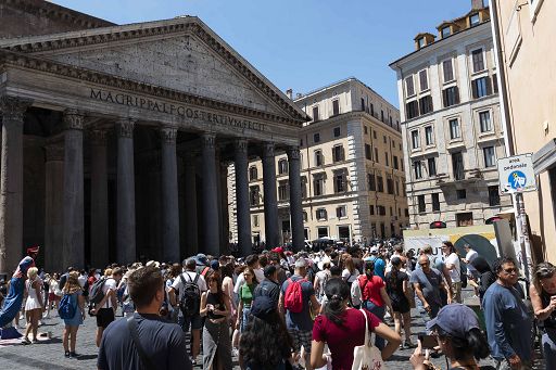 Ferragosto, Cna: per ponte previsto giro affari di oltre 3,7 mld