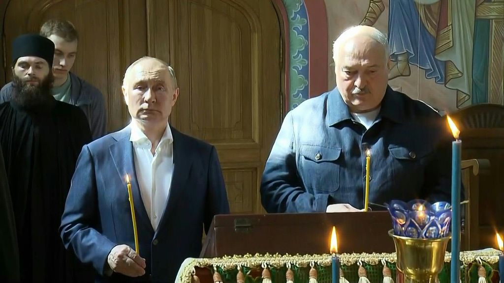 Ora Lukashenko parla di pace: russi e ucraini si siedano al tavolo