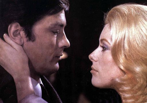 Alain Delon addio, le donne che hanno segnato la sua vita