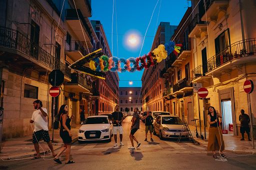 Arte sui balconi del quartiere Madonnella a Bari, 5 giorni di mostre