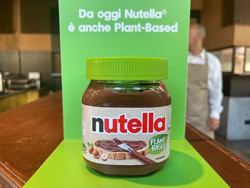 Nutella plant based è sul mercato: niente latte ma ingredienti vegetali