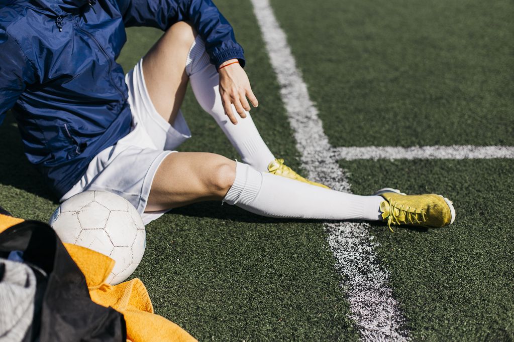 Innovazione e sicurezza in campo, soluzione ibrida per calcio senza infortuni