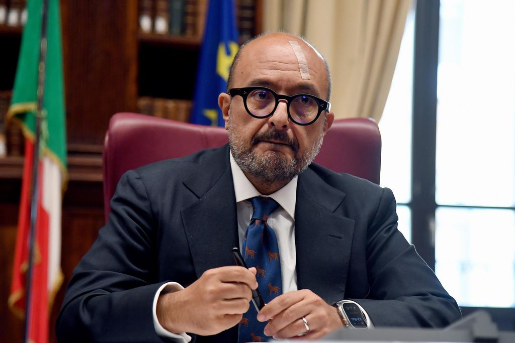 Caso Sangiuliano, Maria Rosaria Boccia pubblica sui social mail sulla nomina e biglietti aerei