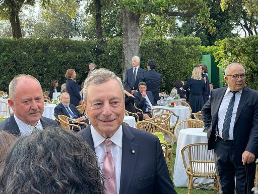Ue, M5s boccia rapporto Draghi: “non è all’altezza sfide”