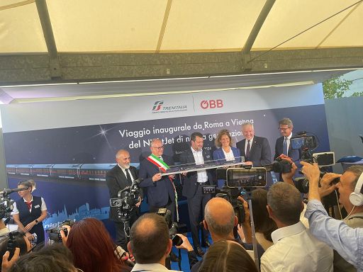 Fs, lancia il collegamento notturno in treno Roma-Vienna