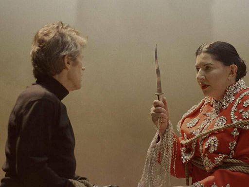 Bergamo, “Seven Deaths” di Marina Abramovic da gres art 671