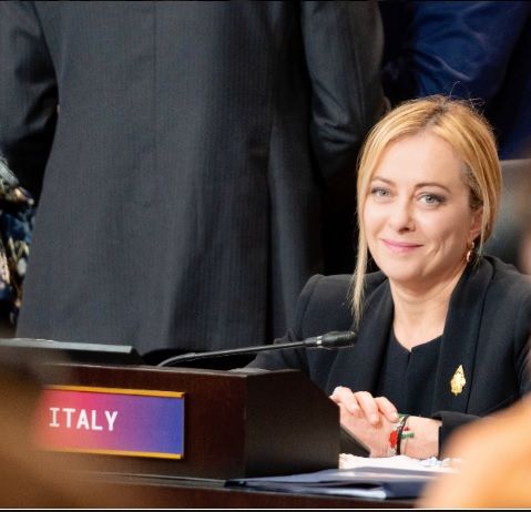 Meloni-De Luca firmano accordo coesione, 3,5 mld a Campania