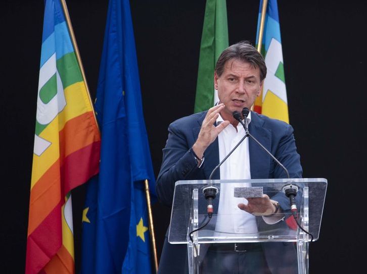 Covid, Conte: commissione strumento per colpirmi ma non scappo
