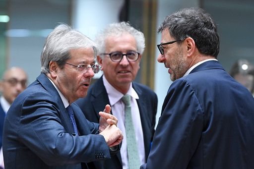 Eurozona, indice Pmi settembre segna peggior crollo da 15 mesi