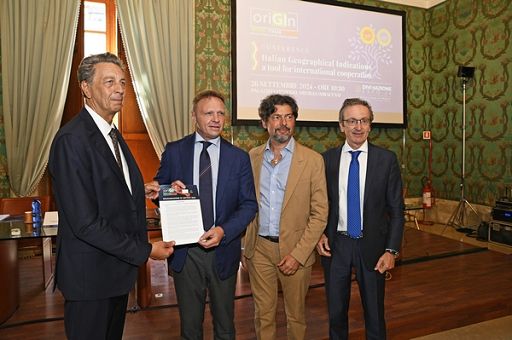 G7, Origin consegna a Lollobrigida documento con priorità delle Ig