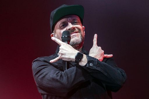 Max Pezzali annuncia il nuovo mega live “Max Forever Grand Prix”