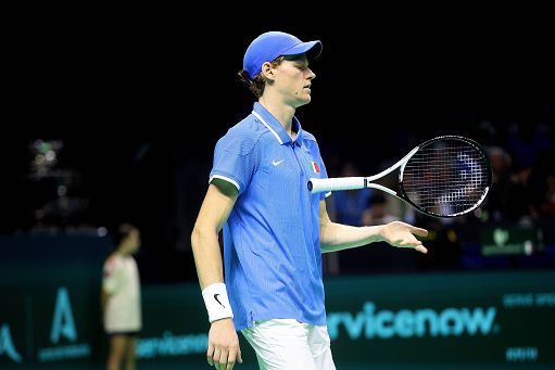 Tennis, Sinner: “Ho visto il buio, non lo auguro a nessuno”