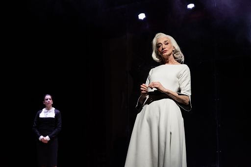 Drusilla Foer porta in scena Venere Nemica al Manzoni di Milano